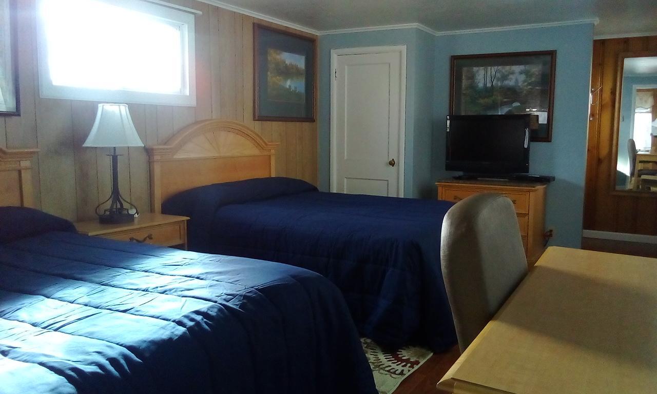 Hills Motor Court & Marina Motel Alexandria Bay Eksteriør billede